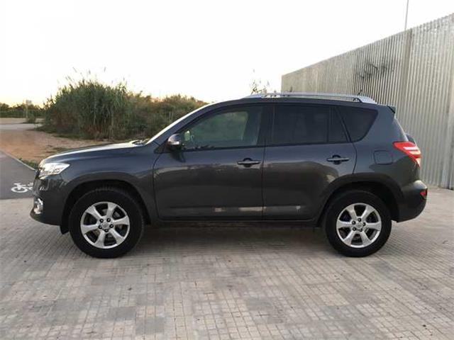 TOYOTA RAV 4 (01/10/2011) - 